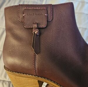 Cole Haan Women's Plum Ankle Booties Size 8